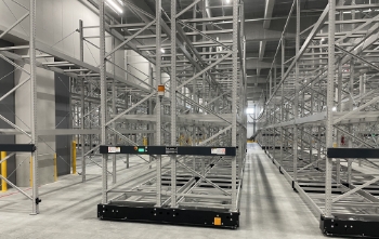 パレット移動ラック